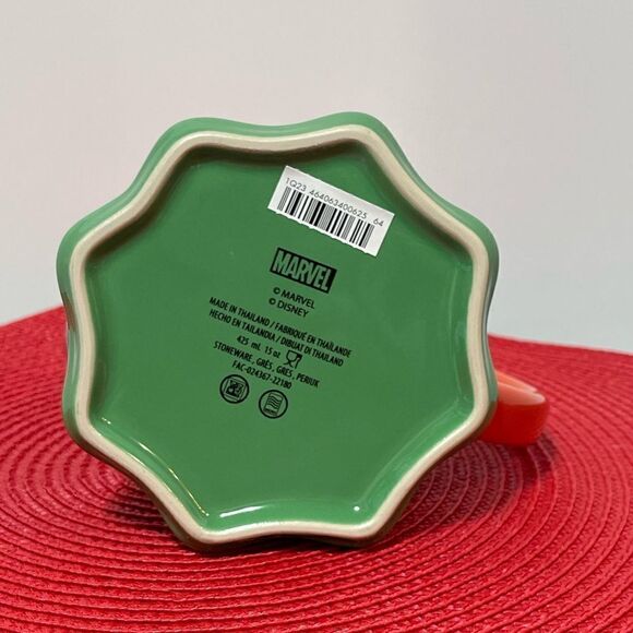 Disney Marvel Spider-Man Ceramic Seasonal Mug NWT - Picture 8 of 9